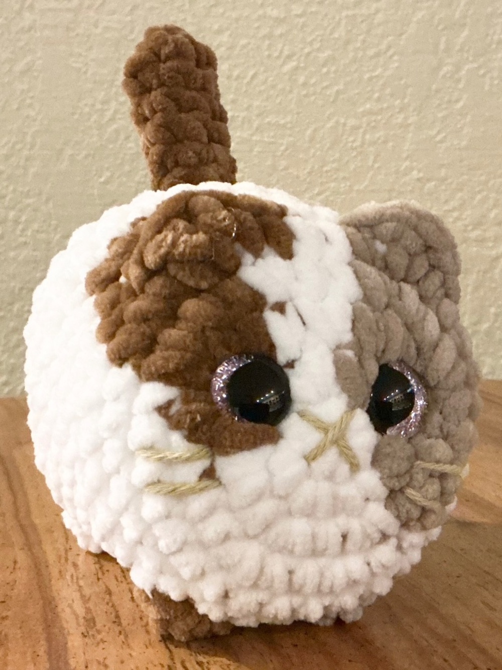 Crochet loaf cat for kids and adults